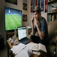 How to Follow a Tipster the Right Way (And Not Lose Your Head)